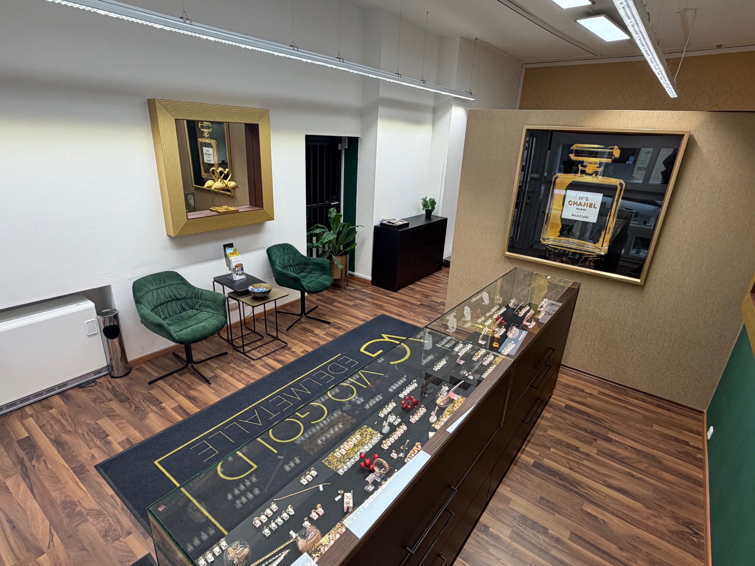 Vio Gold Edelmetalle, Edelmetallhandel. An- & Verkauf von Gold, Silber, Platin & Palladium, uvm.
Filiale Straubing